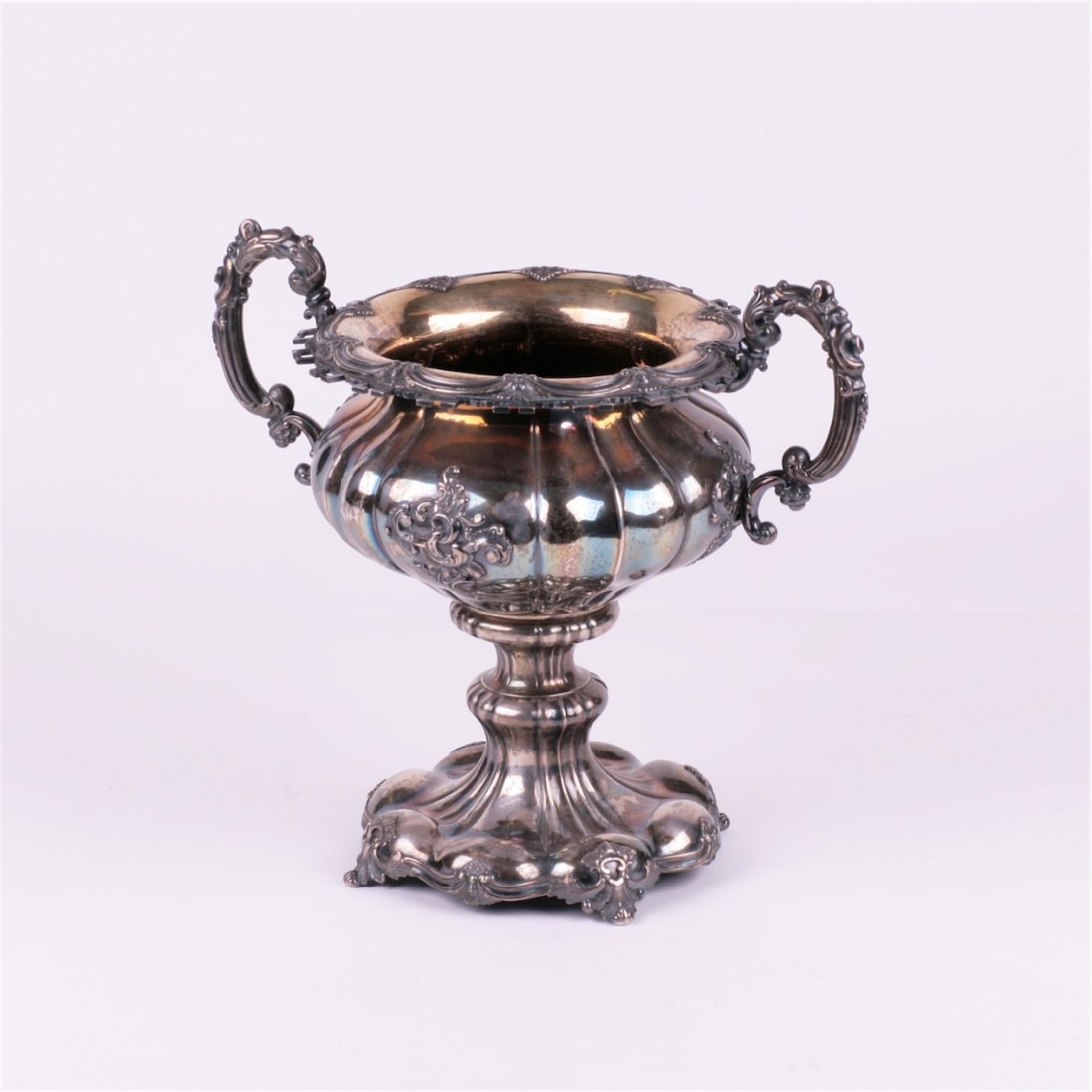 Silver vase in the rococo style. Riga, 1883(?). — image 2