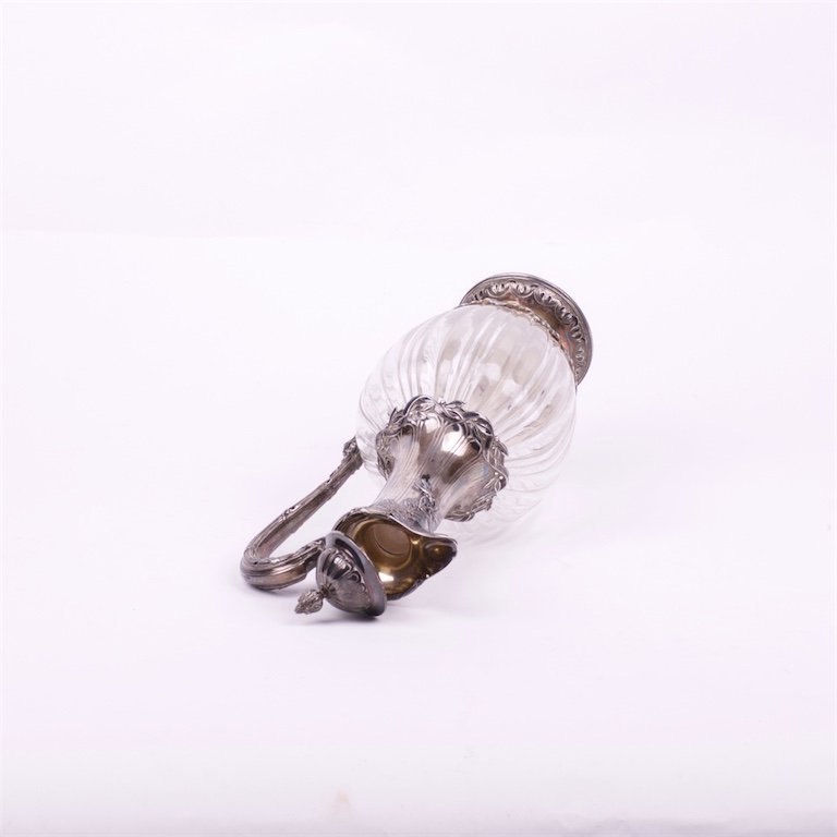 Decanter. France. — image 5