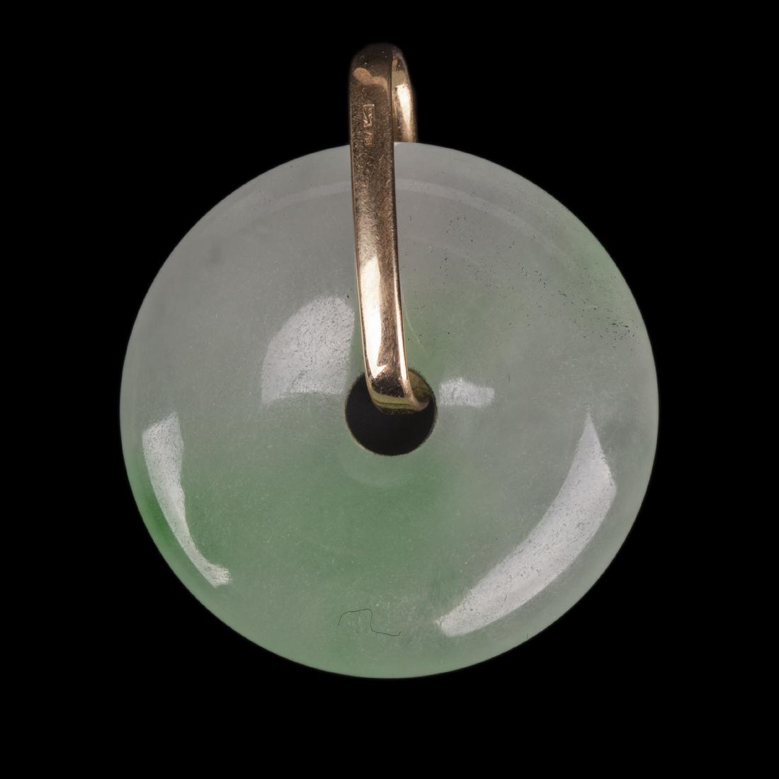 Jade pendant with 18K gold — image 2