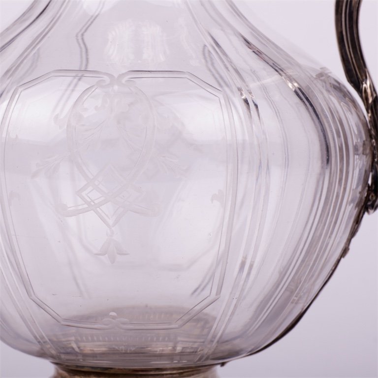Decanter. France. — image 4