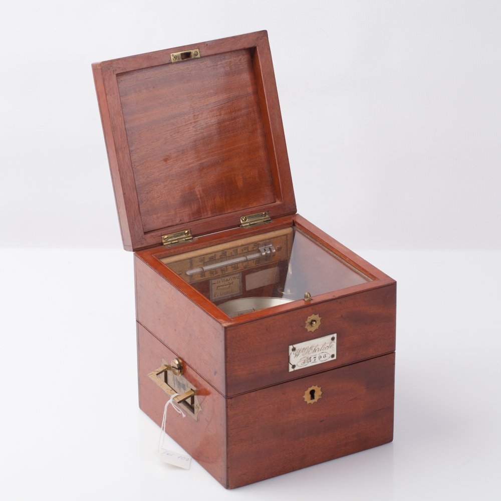 Marine deck chronometer W.G.Ehrlich. — image 4