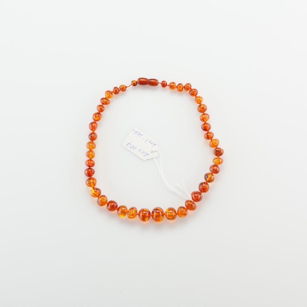 Natural Old Baltic Amber Necklace. — image 1