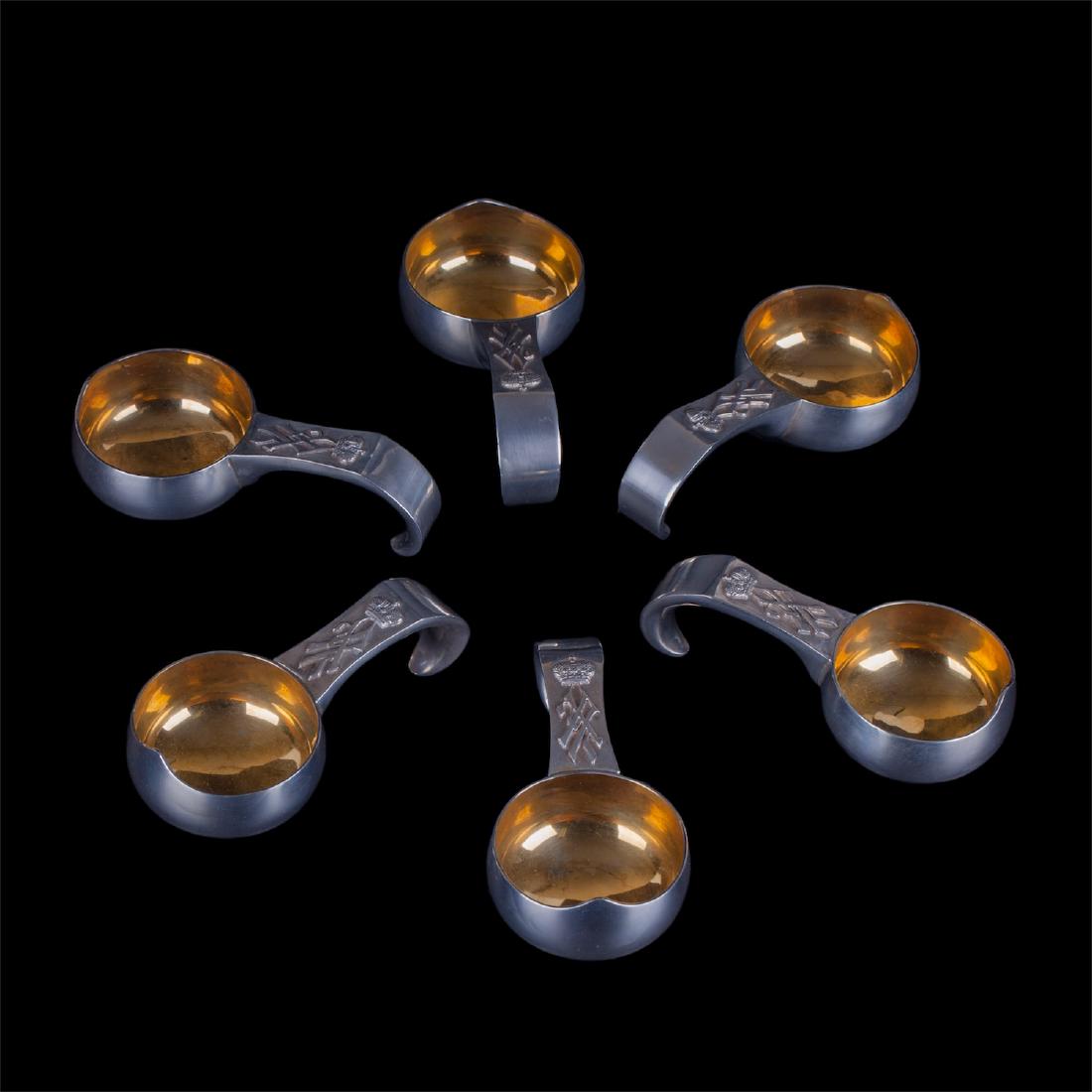 Rare Imperial kovsh set in original case — image 4