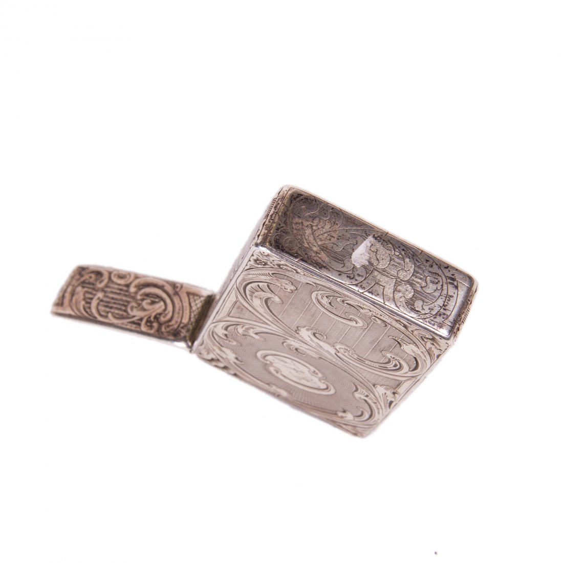 Russian engraved neorococo silver-gilt cigarette case — image 2