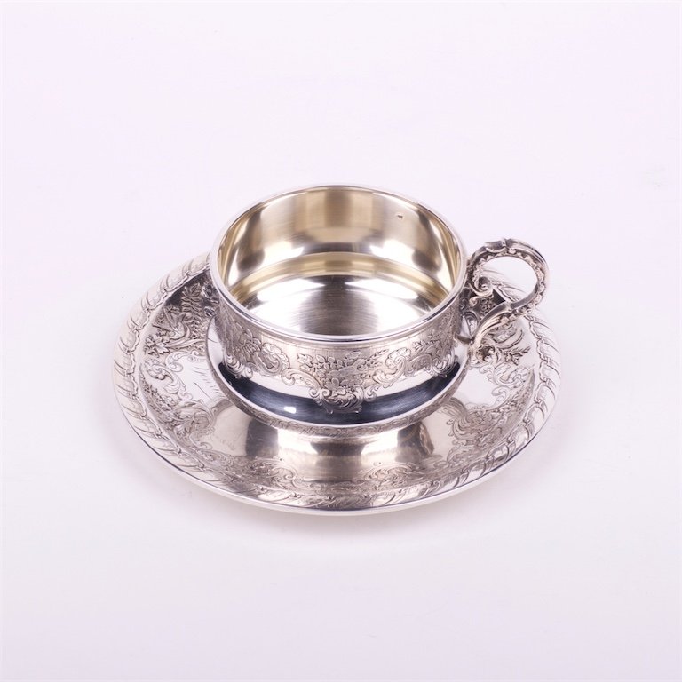 Silver the saucer with the cup. French. — image 2