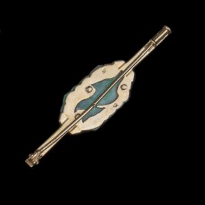 Antique gold, 18K brooch with Jade stone — image 2