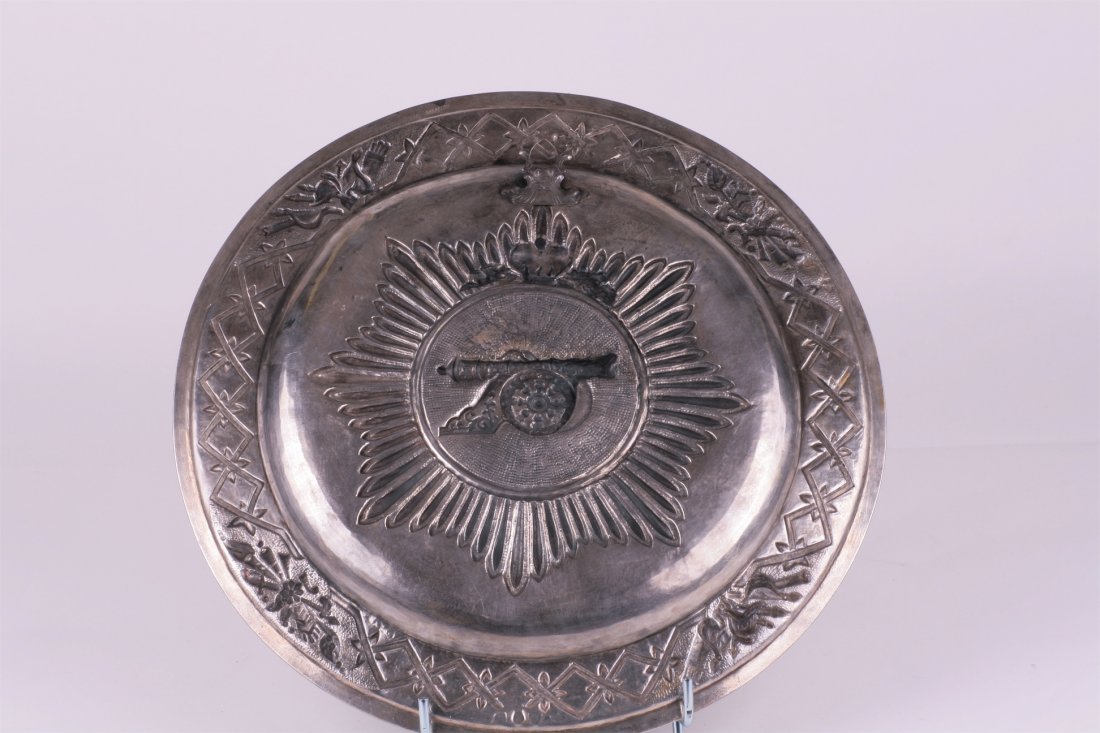 Russian silver presentation platter with millitary — image 7