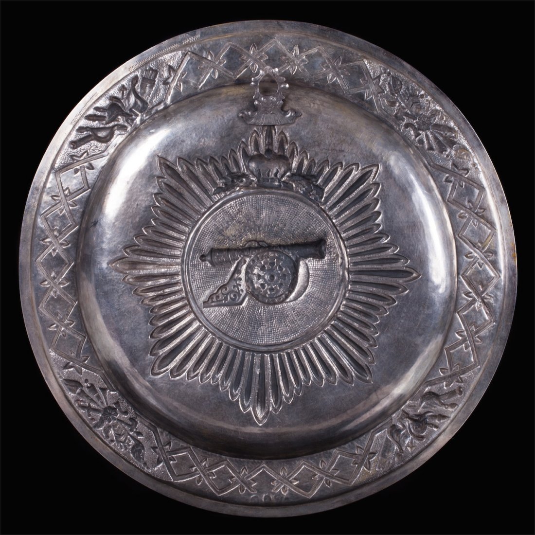Russian silver presentation platter with millitary — image 8