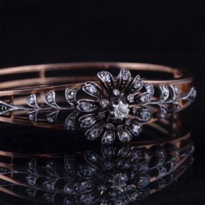 Antique gold,18K bracelet with old diamonds — image 2