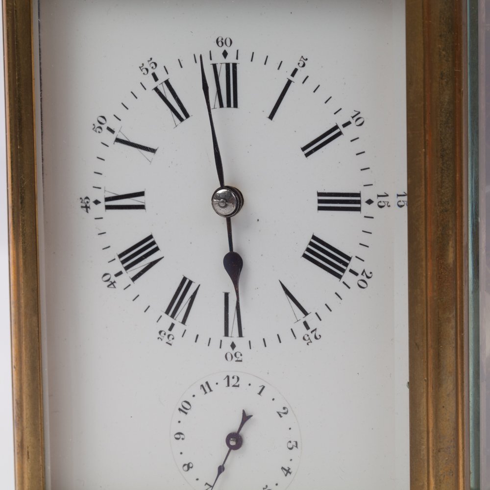 Carriage clock with repeater with nice leather box. — image 5