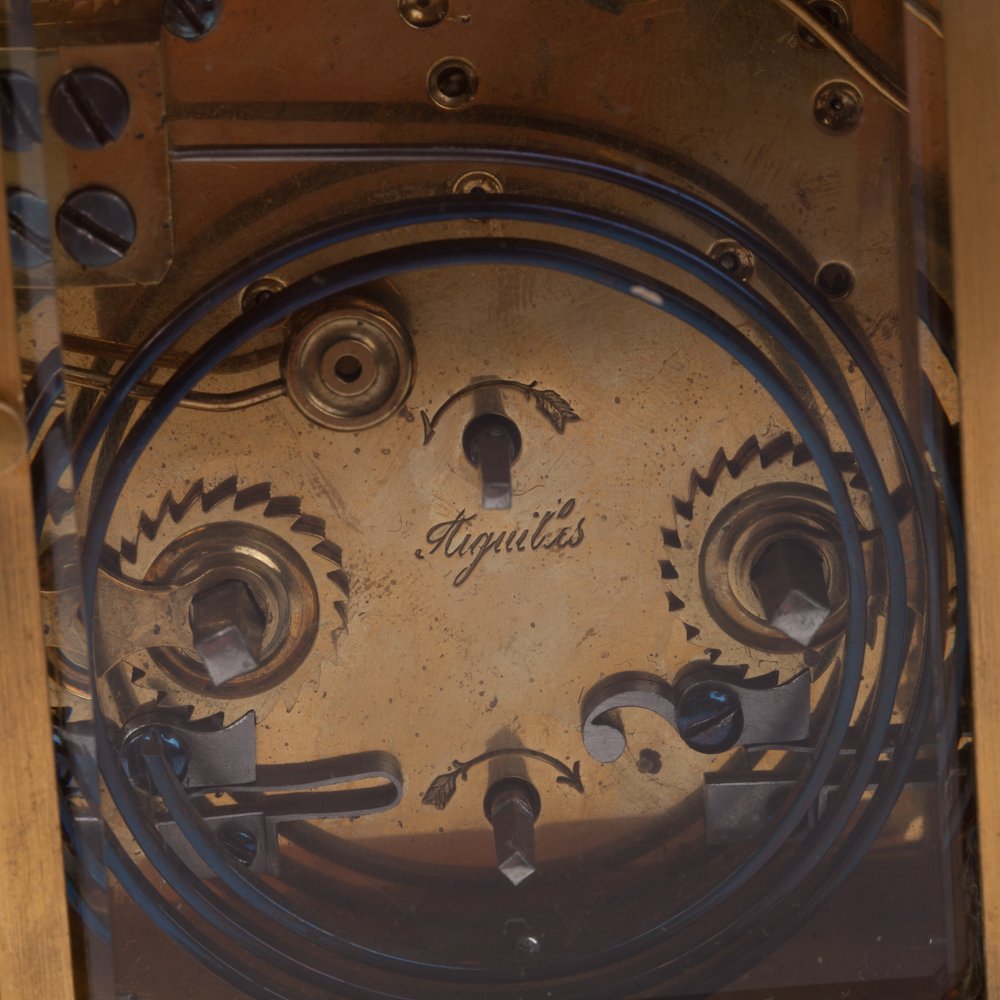 Carriage clock with repeater with nice leather box. — image 9