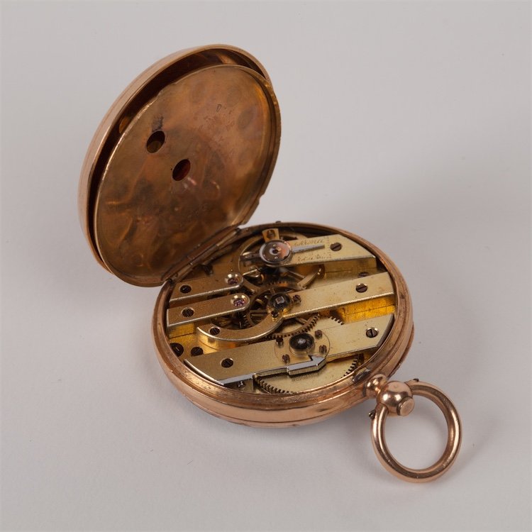 Gold pocket watch. — image 5