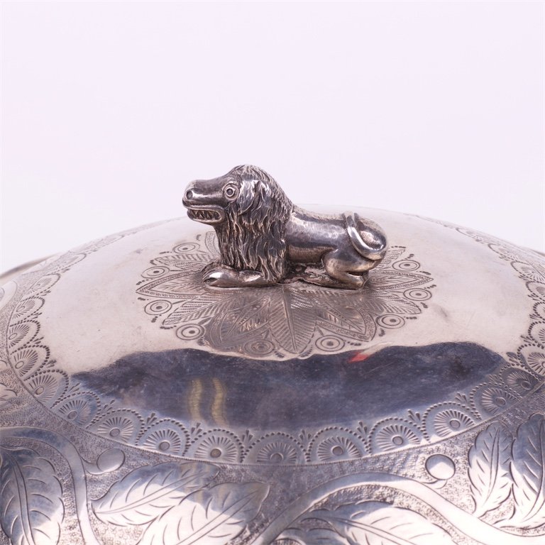 Silver vegetable dish with pot. — image 2