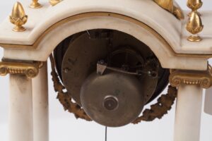 Mantel clock with marble and bronze. 18th century. — image 5