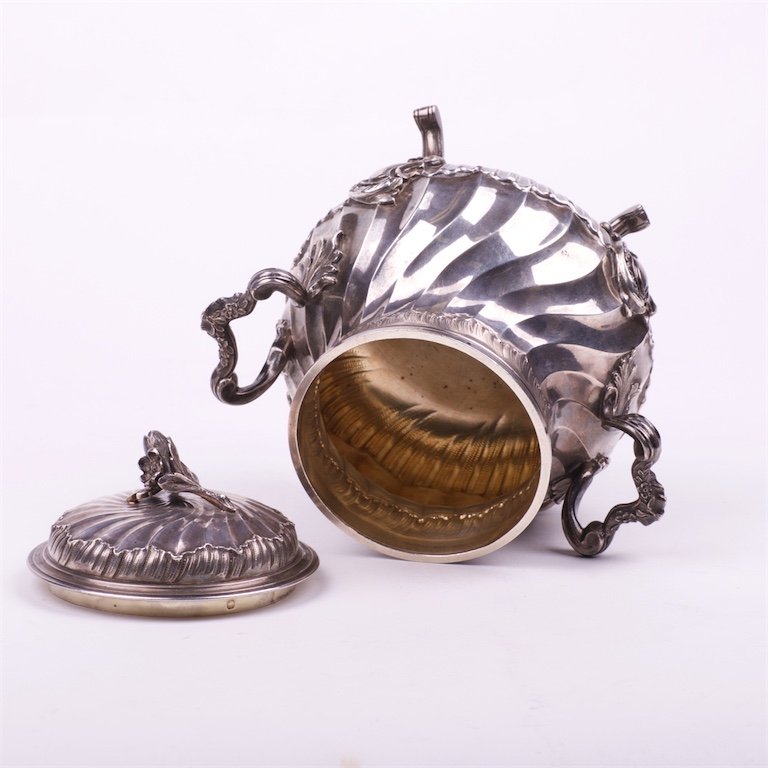 Silver sugarbowl. French. — image 2