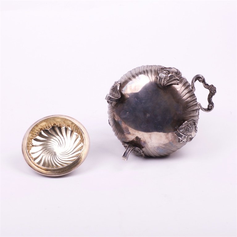 Silver sugarbowl. French. — image 3