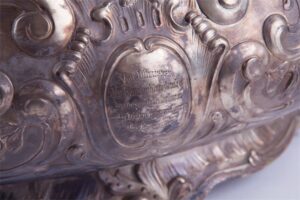 Huge solid silver fruit bowl. — image 4