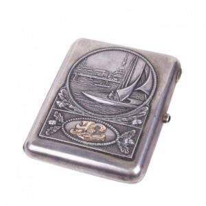 Memorable silver-gilt cigarette case — image 1