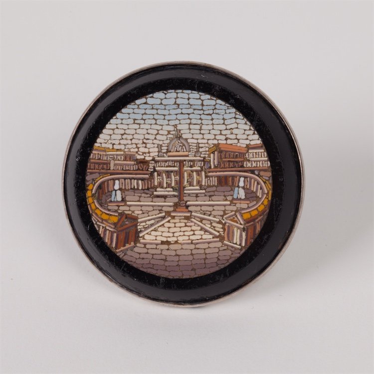 Antique 19th Italian Micro-Mosaic with Vatican. — image 1