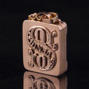Gold pendant/medallion with old cut diamonds — image 3