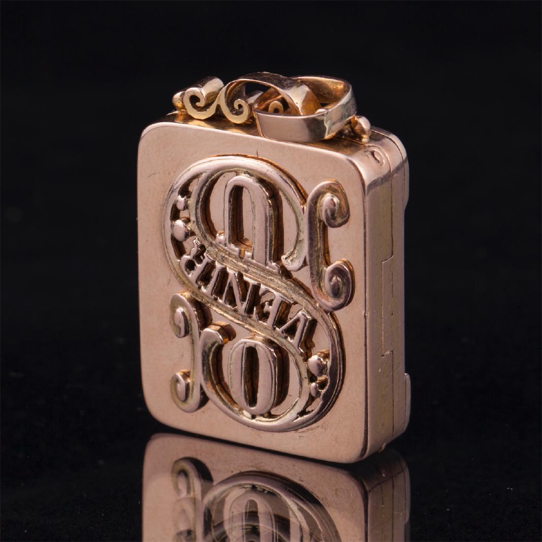 Gold pendant/medallion with old cut diamonds — image 3