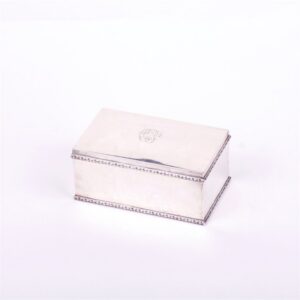 Silver box. French. — image 1