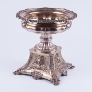 Solid silver vase for fruits. — image 1
