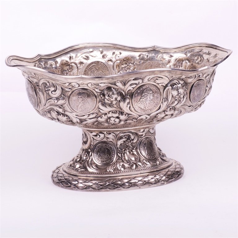 Huge silver vase with coins of Saxony XVI-XIX century. — image 1