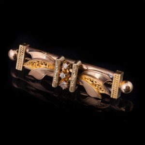 Gold, 56 brooch with diamonds old cut — image 1