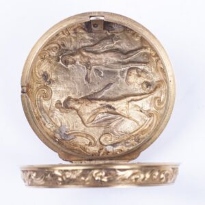 Gold Repousse Pair case watch, signed Pasteur — image 3