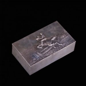 Great Russian silver-gilt cigar box with cast horseman — image 1