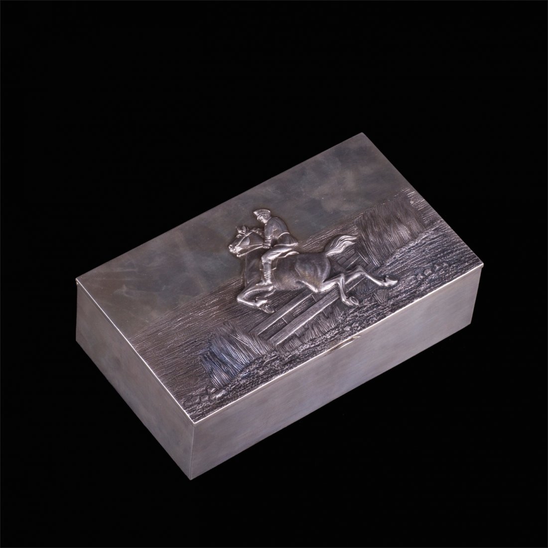 Great Russian silver-gilt cigar box with cast horseman — image 1