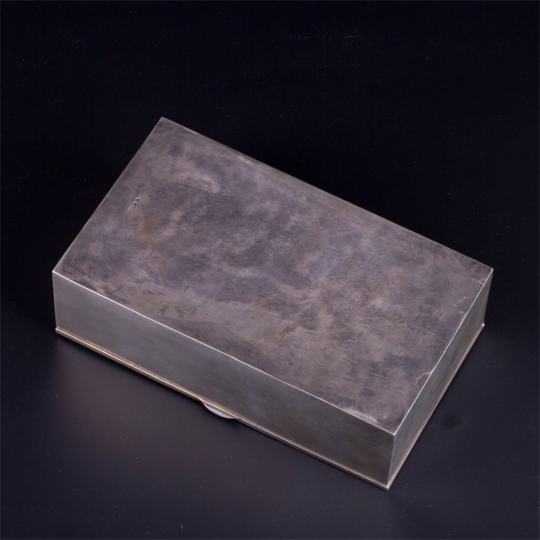 Great Russian silver-gilt cigar box with cast horseman — image 4