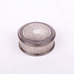French silver cup with cover. — image 1