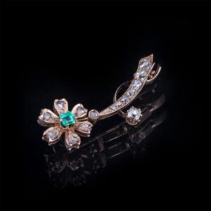 Gold, 583 brooch with diamonds and emerald — image 1