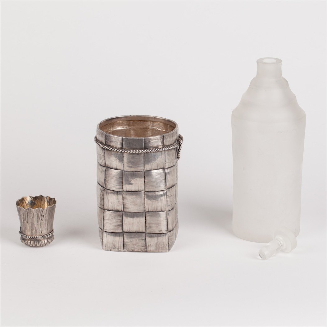 Vodka carafe. Trade shop of Grachev Brothers. — image 5