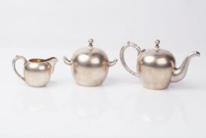 Russian silver and enamel tea set "Troyka". — image 3