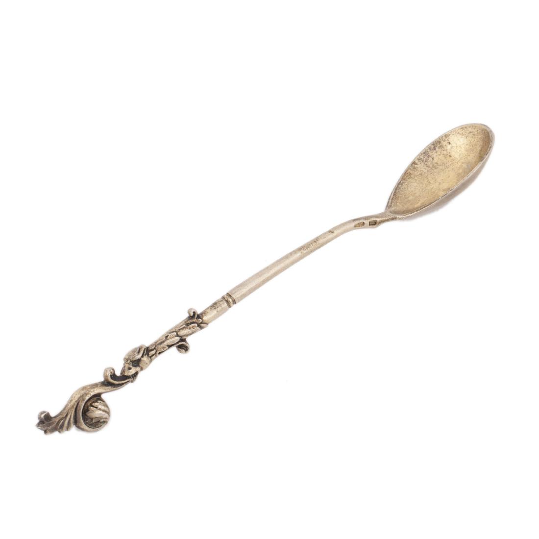 Silver-gilt cast tea-holder spoon — image 1