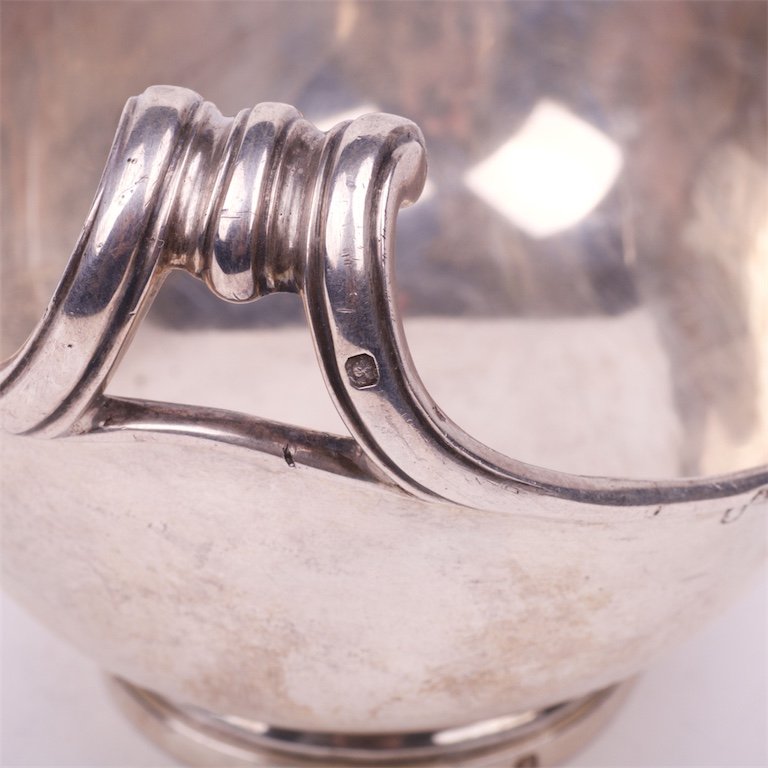 Silver saucer. French, 950. — image 3