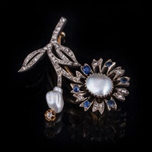 Gold, 56 brooch with diamonds, sapphires and natural — image 1