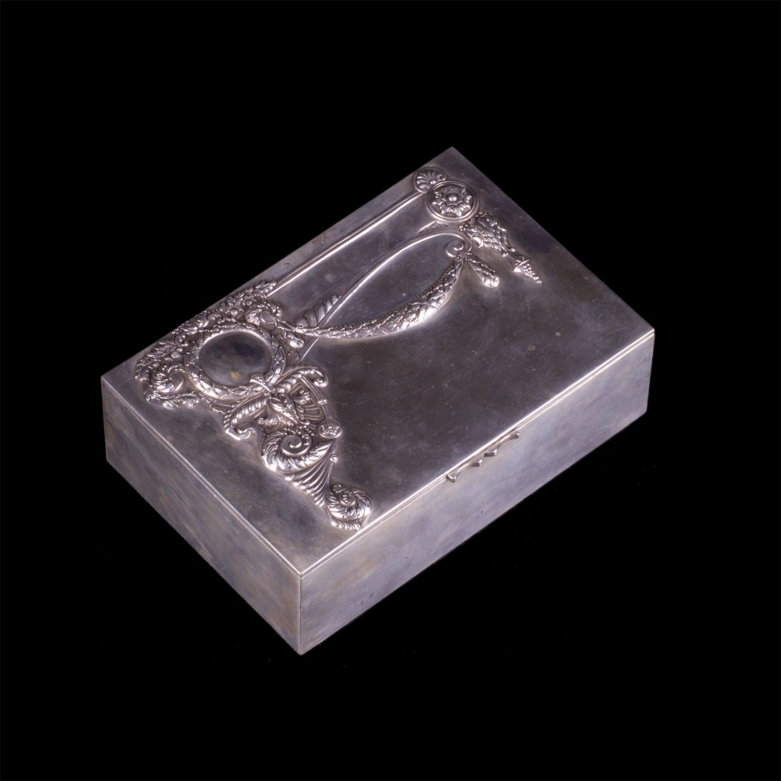 Great Russian silver cigar box in Art nouveau style — image 1
