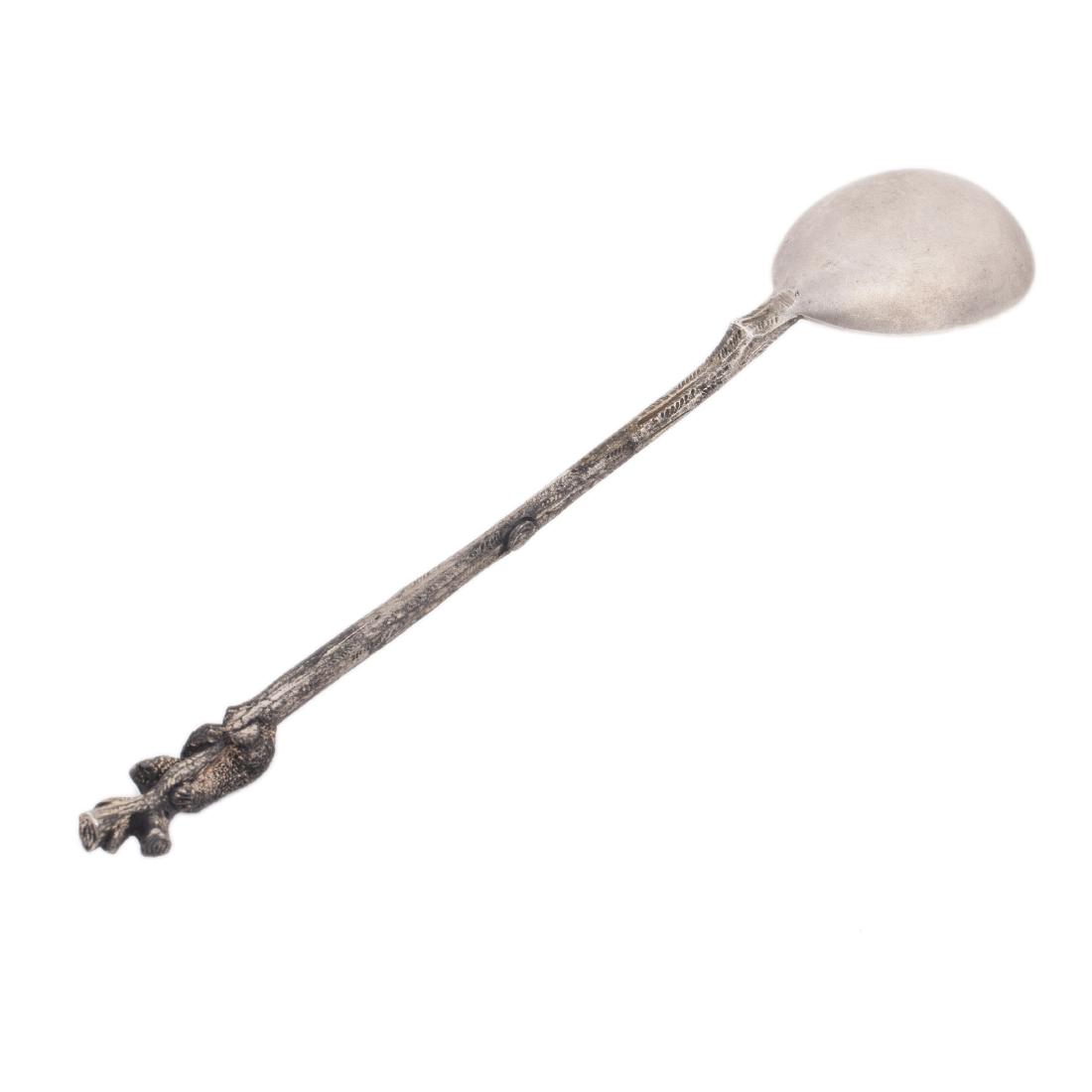 Silver cast tea-holder spoon "Bear" — image 2