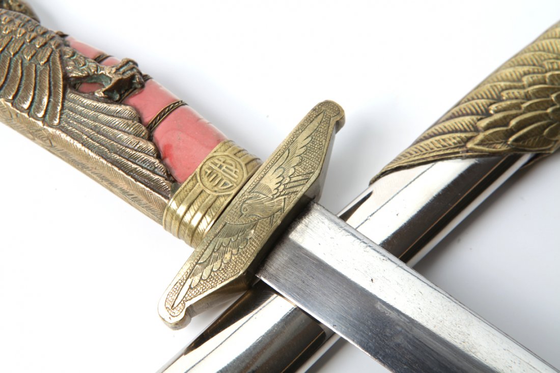 Chinese air force dagger. — image 3