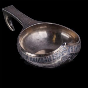 Russian silver-gilt kovsh with a proverb — image 3