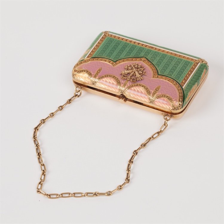 18K gold enamel ladies bag-purse with chain. — image 2