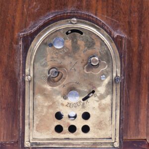 Desk clock with amber and alarm 1920s — image 4