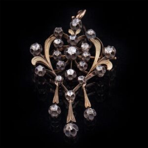 Gold, 56 brooch-pendant in Art Nouveau style with — image 1