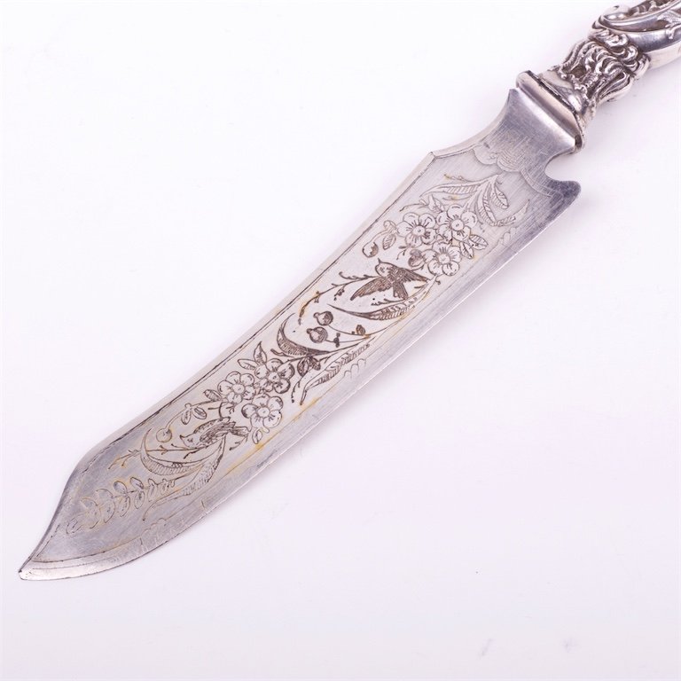 Silver dessert knife. — image 2