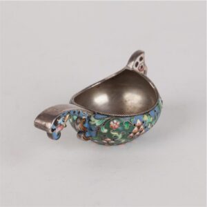Small silver kovsh. 6 Moscow Artel of silversmiths. — image 3