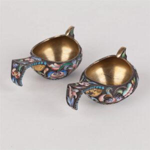 Pair of small kovshes. Moscow, 1908-1917. — image 3